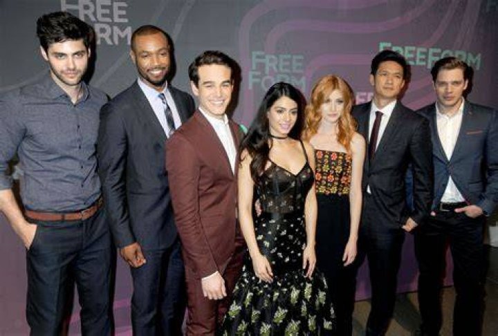 Apr 07 2016 Freeform Upfront 047 Matthew Daddario Fan Photo