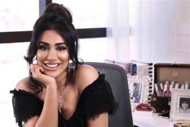 Huda Kattan Net Worth 2020, Bio, Career The Frisky