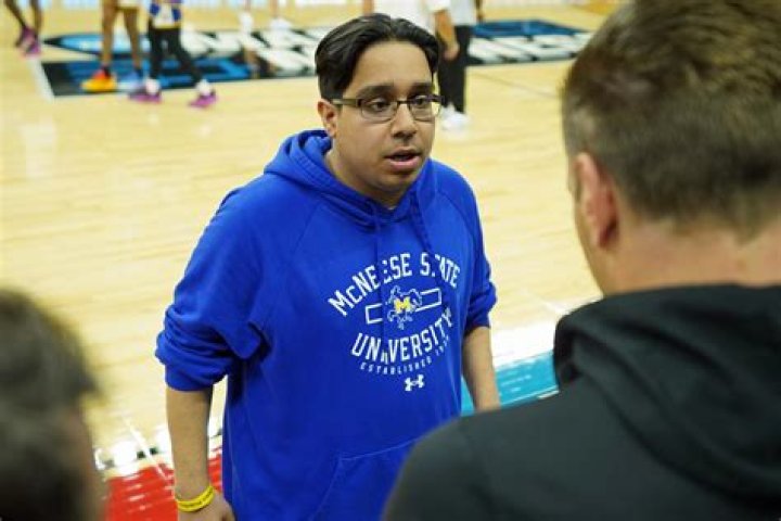 McNeese head basketball coach Heath Schroyer named interim director of